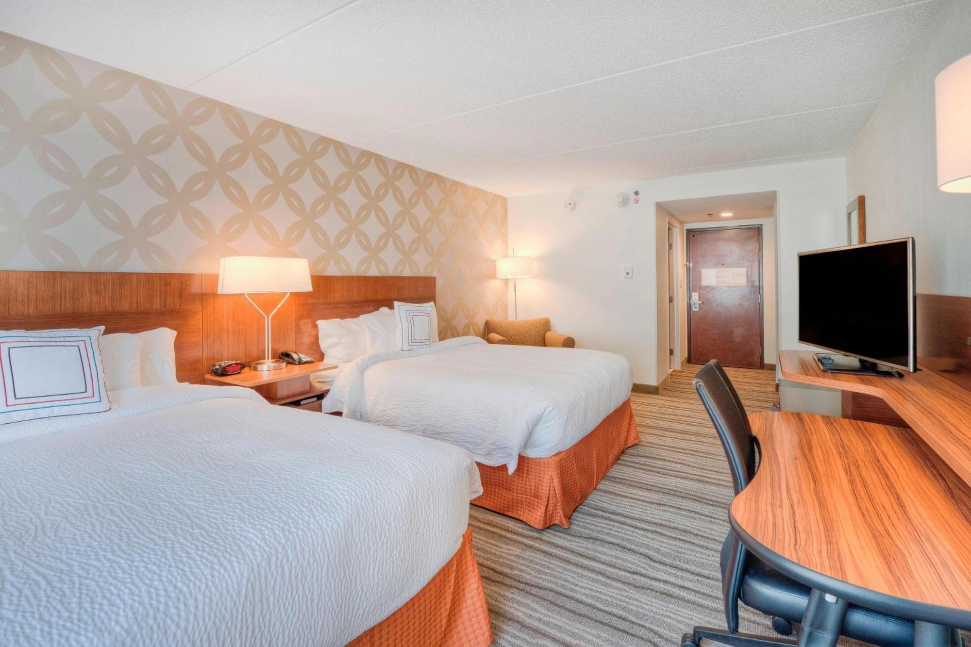 Fairfield & By Marriott Downtown 3* Winston-Salem