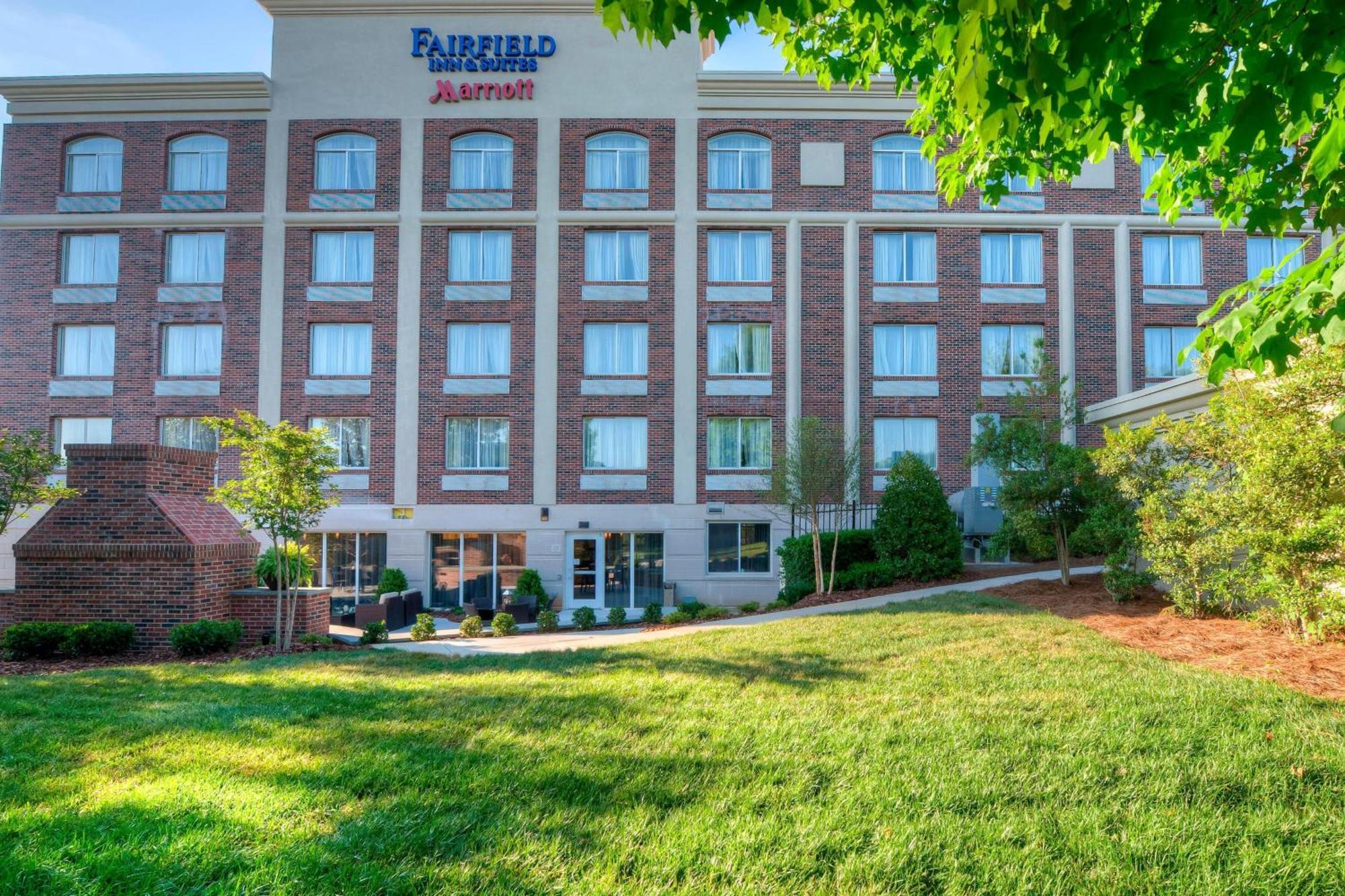 Fairfield & By Marriott Downtown Winston-Salem