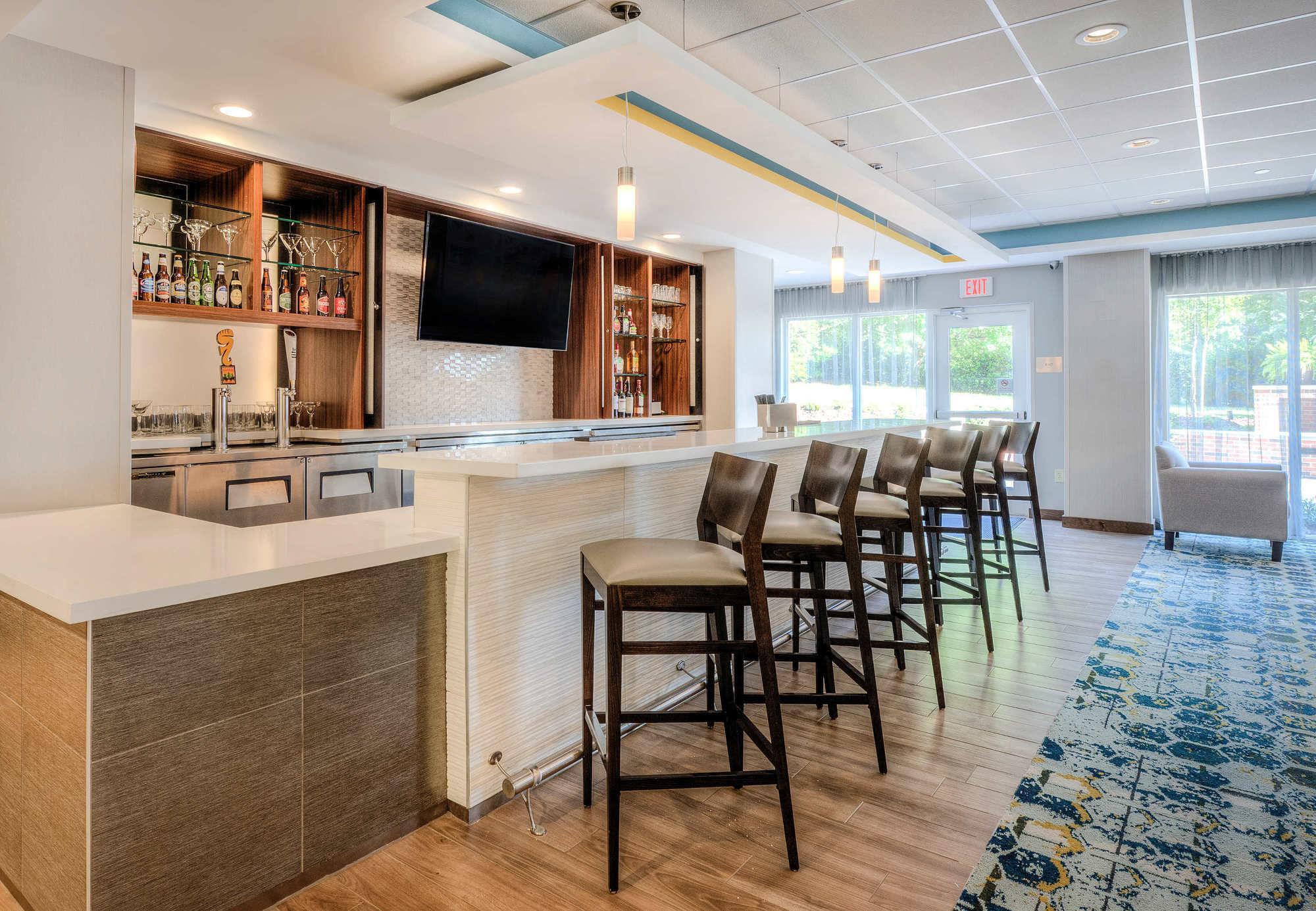 Fairfield & By Marriott Downtown 3*