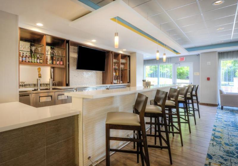 Fairfield & By Marriott Downtown Winston-Salem