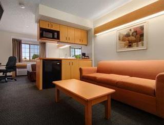 Fairfield & By Marriott Downtown Hotel