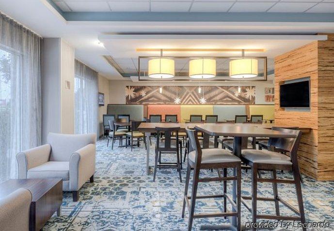 Hotel Fairfield & By Marriott Downtown 3*
