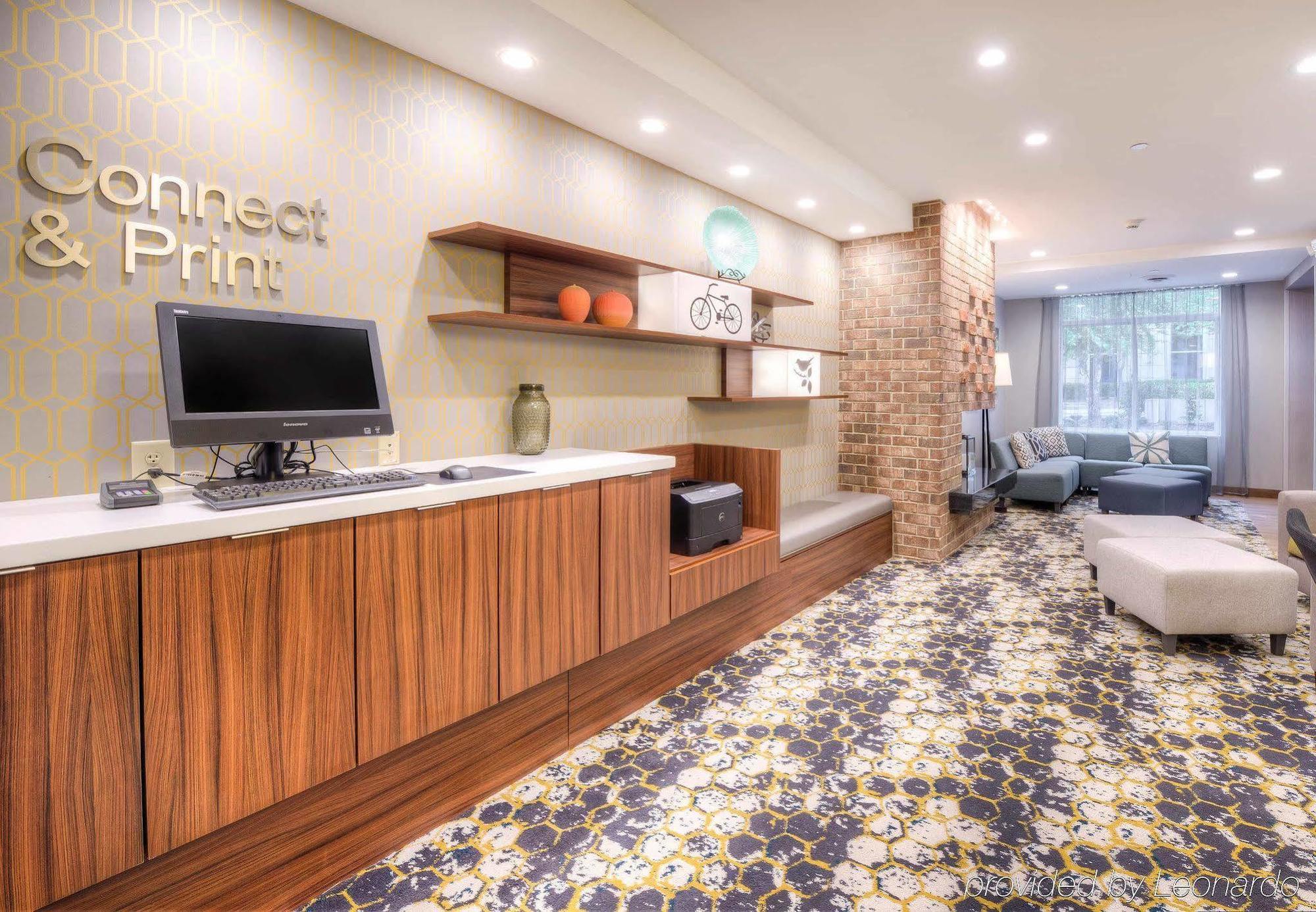 Fairfield & By Marriott Downtown Hotel